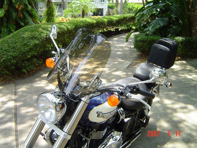 Bonneville 16x14 tint 03